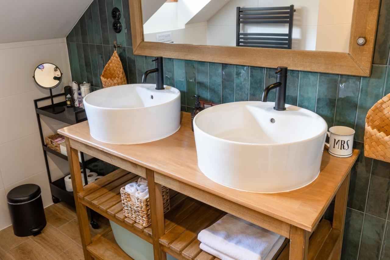 Bohemian Chic 2 Bedroom 2 Bathroom Loft With Hanging Chair Prag Eksteriør billede