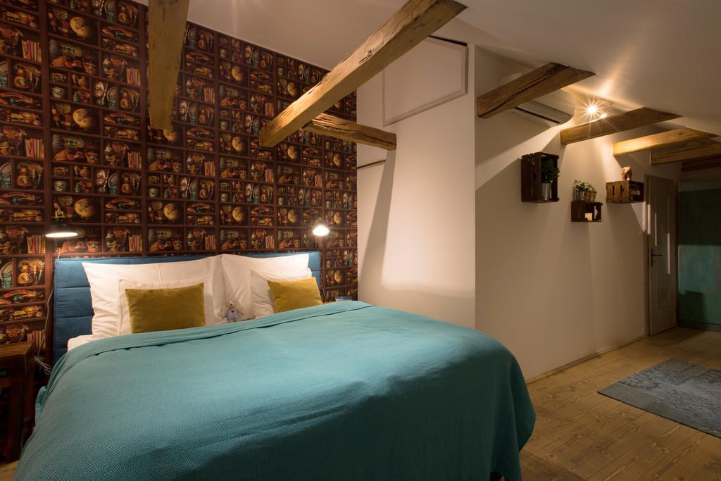 Bohemian Chic 2 Bedroom 2 Bathroom Loft With Hanging Chair Prag Eksteriør billede