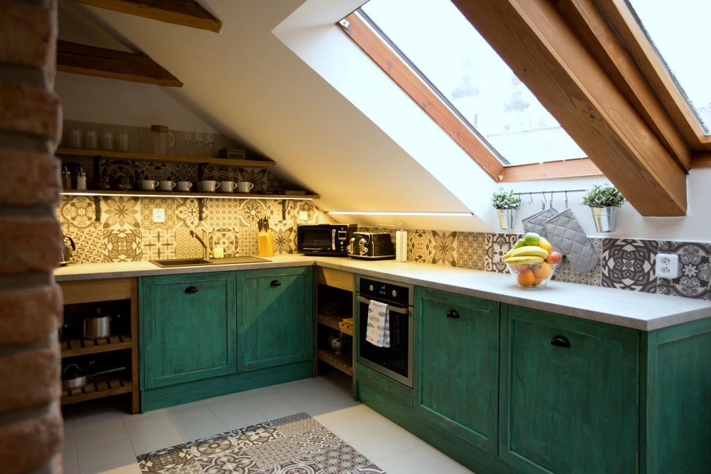 Bohemian Chic 2 Bedroom 2 Bathroom Loft With Hanging Chair Prag Eksteriør billede