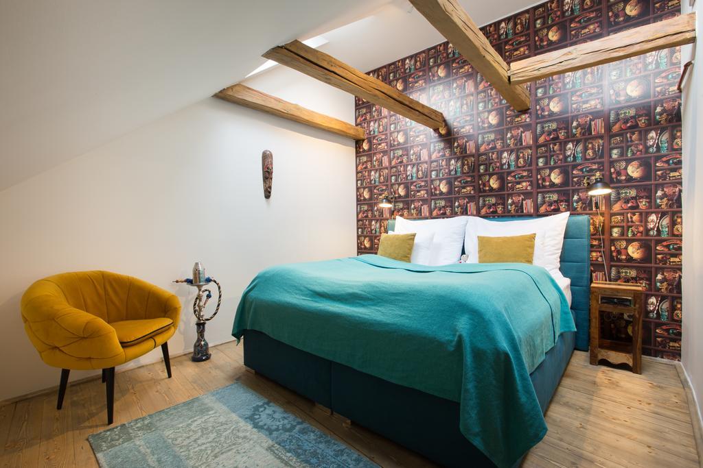 Bohemian Chic 2 Bedroom 2 Bathroom Loft With Hanging Chair Prag Eksteriør billede