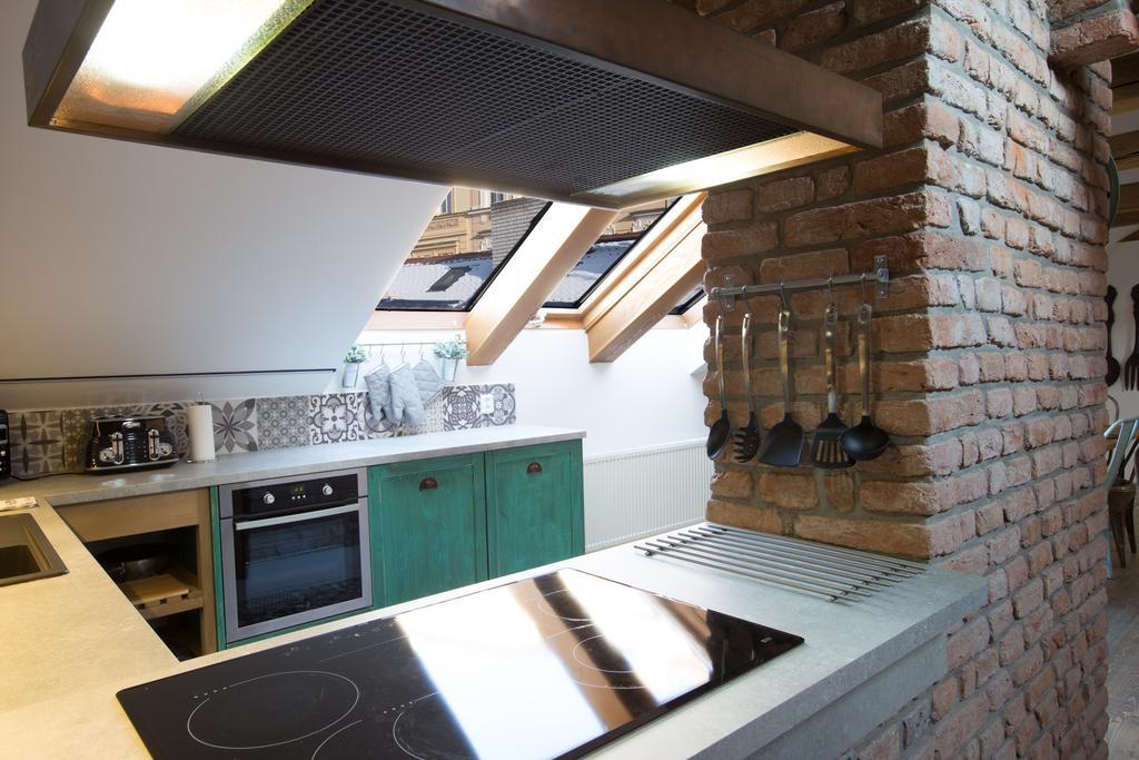 Bohemian Chic 2 Bedroom 2 Bathroom Loft With Hanging Chair Prag Eksteriør billede